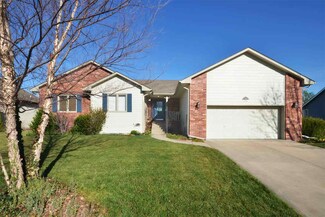 212 N Poplar St, Whitewater, KS 67154