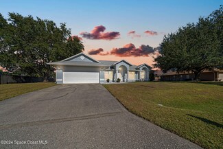 321 Narragansett St NE, Palm Bay, FL 32907
