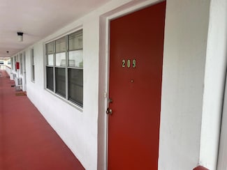 209 Norwich I Unit 209, West Palm Beach, FL 33417