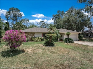 939 Grey Fox Ave, Sebring, FL 33875
