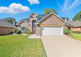 1914 Cheshire Dr, Grapevine, TX 76051