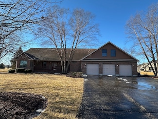 5005 Patty Ln, Ringwood, IL 60072