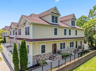 32 Cinder Rd Unit 22, Edison, NJ 08820
