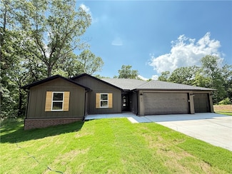 22 Lochgilphead Ln, Bella Vista, AR 72715