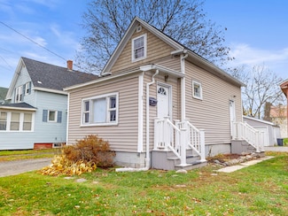 1 Oakhill Terrace, Winslow, ME 04901