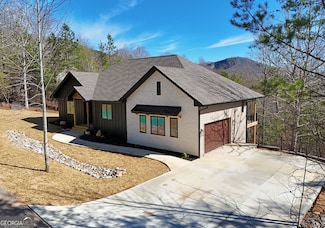 2408 Standing Meadows Dr, Young Harris, GA 30582