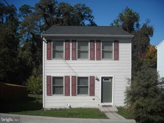 727 Monroe St, Harrisburg, PA 17113