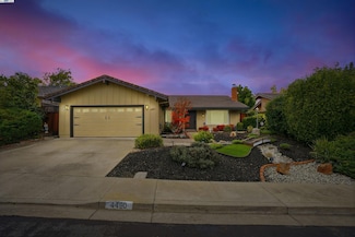 4490 Buckthorn Ct, Concord, CA 94521