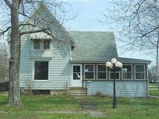 407 S 4th St, Malta, IL 60150
