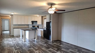 2036 E Campus St, Wichita, KS 67216