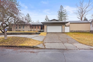 15310 N Cincinnati St, Spokane, WA 99208