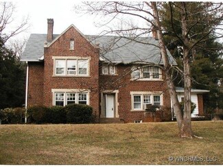 3 Busbee Rd, Asheville, NC 28803