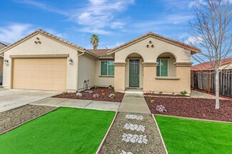 1216 Steinbeck Dr, Hollister, CA 95023
