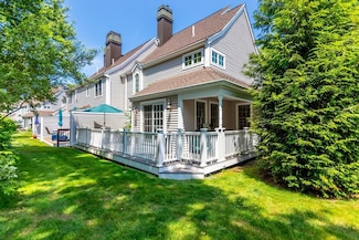 15 Hampton Ct Unit 15, Mashpee, MA 02649