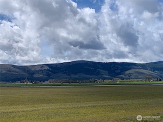 21 Edge Bluff Loop, Ellensburg, WA 98926