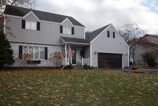 19 Trafalgar Dr, Plattsburgh, NY 12901