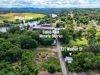 131 Walnut St, Calico Rock, AR 72519