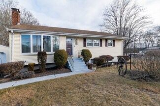 4 Stratford Ave, Avon, MA 02322