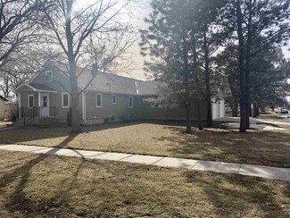 206 N Elm St, Tilden, NE 68781