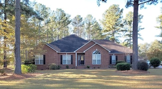 650 Fairfield Dr, Dublin, GA 31021