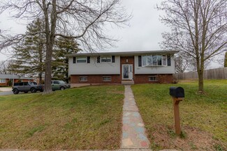 3961 Bruce Ln, Bethlehem, PA 18020