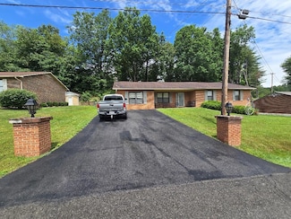 110 Sunshine Cir, Beckley, WV 25801