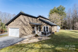 9 Candor Dr, Fletcher, NC 28732