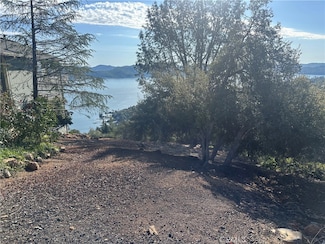 8264 N Heights Dr, Kelseyville, CA 95451