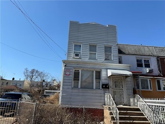 200 E 39th St, Brooklyn, NY 11203