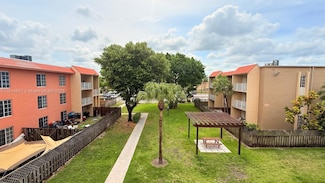 5112 NW 79th Ave Unit 305, Doral, FL 33166