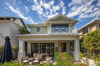 712 E Ave, Coronado, CA 92118