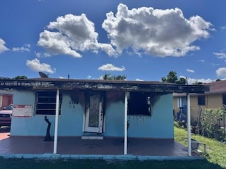3330 NW 101st St, Miami, FL 33147