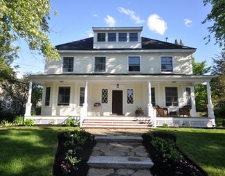 117 Central St Unit 119, Concord, MA 01742