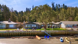 921 Port Susan Terrace Rd, Camano Island, WA 98282