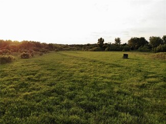 00 SE 56th St, Carlisle, IA 50047