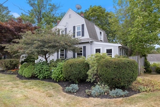 95 Mussey St, South Portland, ME 04106