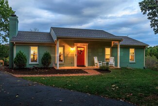1112 Pine Glen Rd, Staunton, VA 24401