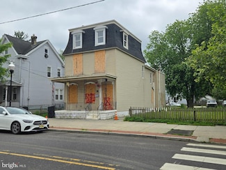 412 Market St, Gloucester City, NJ 08030
