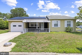 18 Keene St, Whiting, NJ 08759