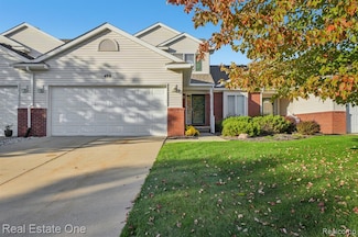 480 Hosta, Howell, MI 48843