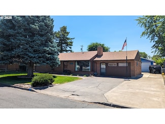 4038 SW Perkins Ave, Pendleton, OR 97801