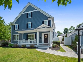 2 Mellen St Unit 2, Needham Heights, MA 02494