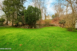 9 Walnut St, Cos Cob, CT 06807