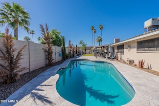 4021 S Holbrook Ln, Tempe, AZ 85282