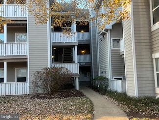 14314 Climbing Rose Way Unit 305, Centreville, VA 20121