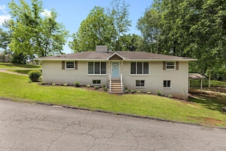 3113 E 19th Ave, Sheffield, AL 35660