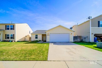 12913 Three Point St, Caldwell, ID 83607