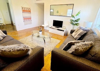 233 80th St Unit 2, Miami Beach, FL 33141