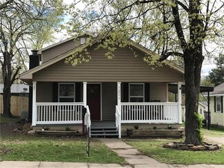 1211 Main St, Osawatomie, KS 66064