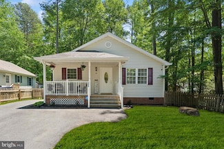 340 12th St, Colonial Beach, VA 22443